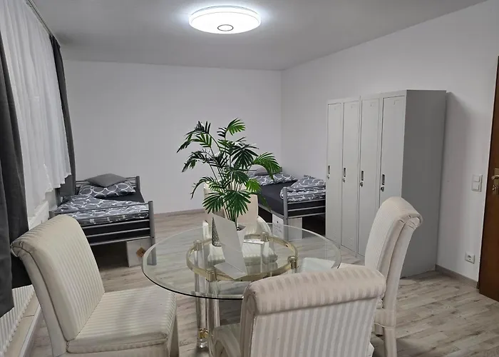 Big City Apartment Krefeld With Balcony