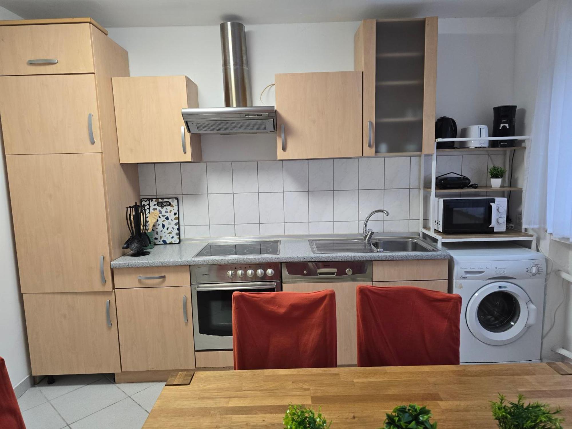 Big City Apartment Krefeld With Balcony Appartement *