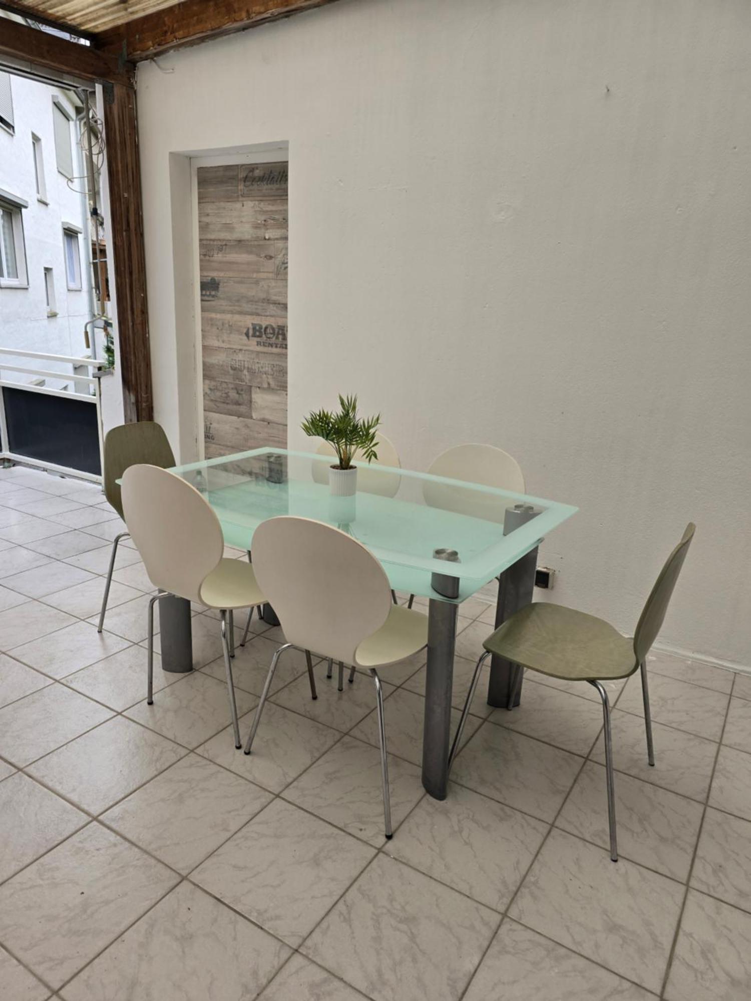 Big City Apartment Krefeld With Balcony Appartement